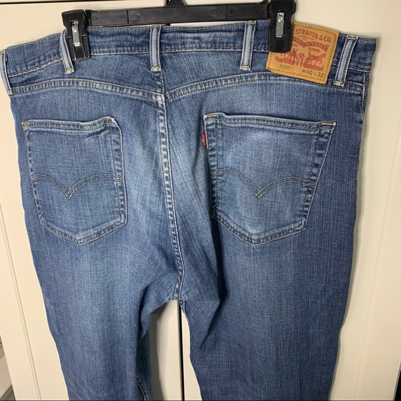 Men’s Levi’s 505 Regular Fit Jeans - Picture 6 of 11